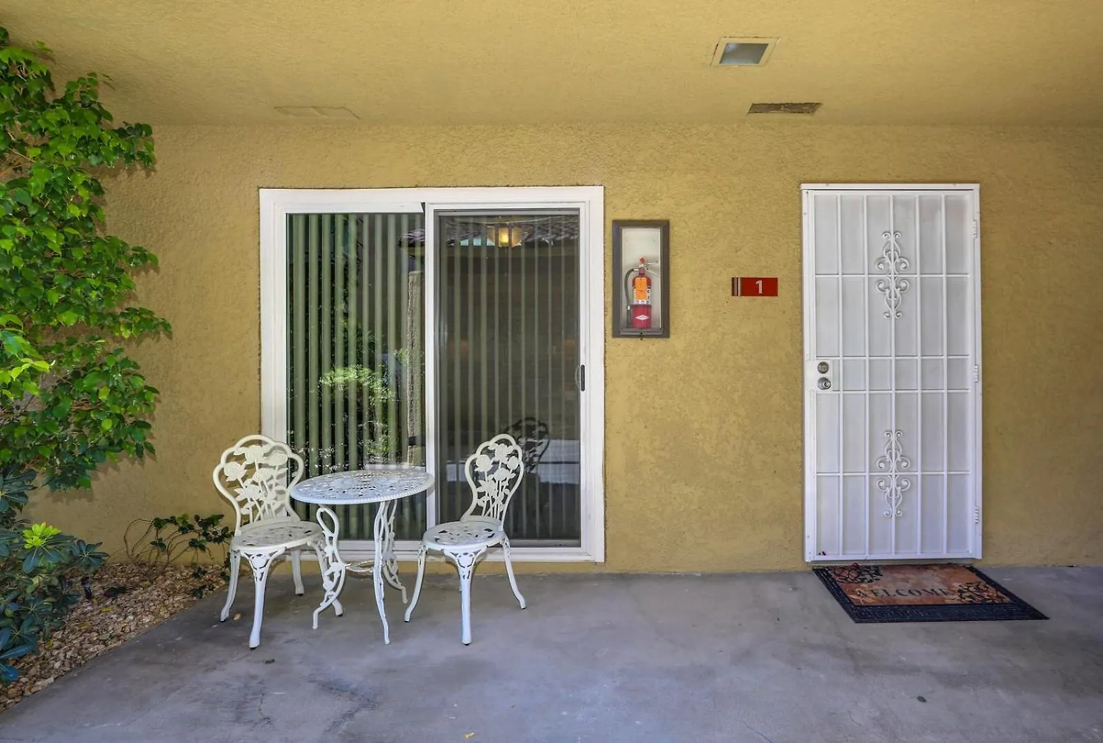 Hidden Oasis 7 Day Minimum Villa Palm Springs Holiday home